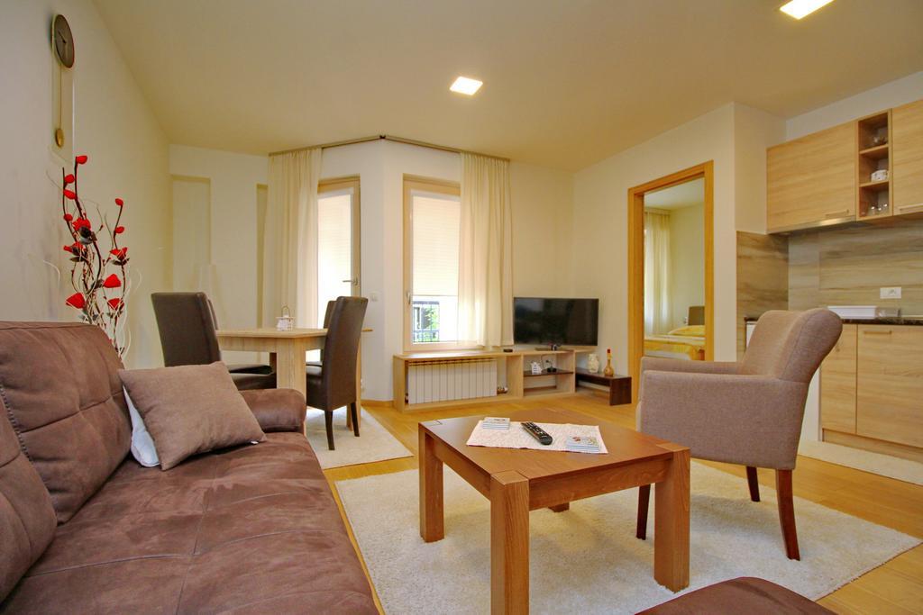 זלאטיבור Lux Apartment Lazarevic מראה חיצוני תמונה