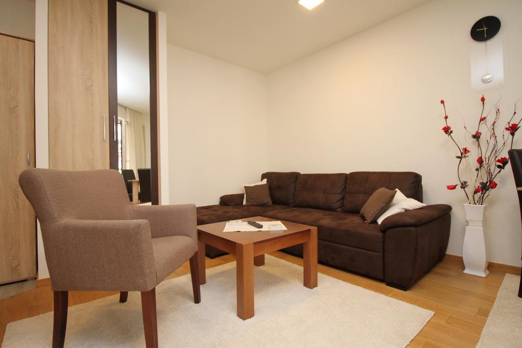 זלאטיבור Lux Apartment Lazarevic מראה חיצוני תמונה
